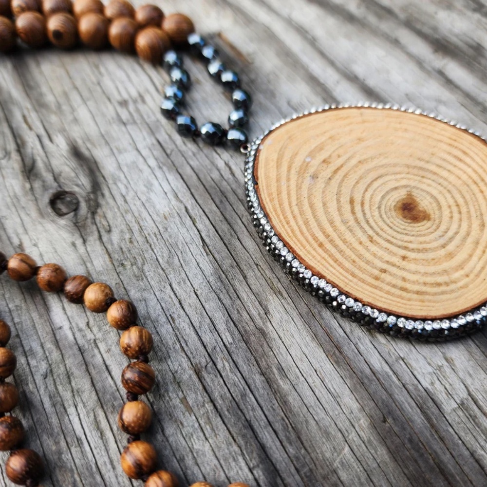 Wood Beaded Boho-Style Necklace - New